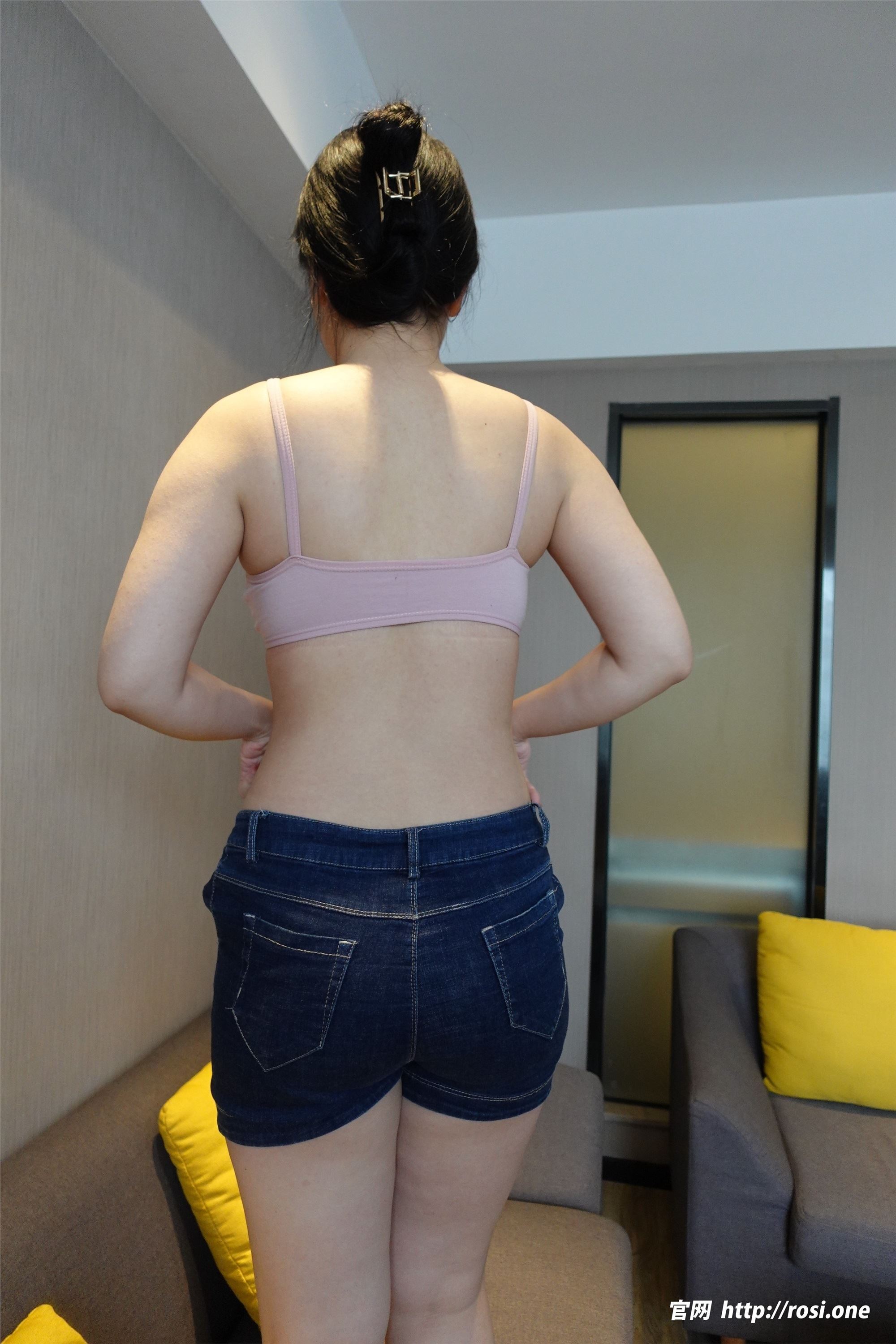 ROSI写真 2022.08.10 NO.3901